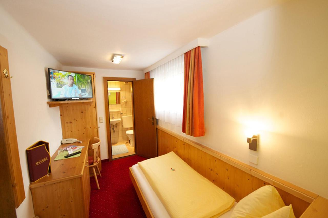 Pension Alpenrose Zell am See Bagian luar foto